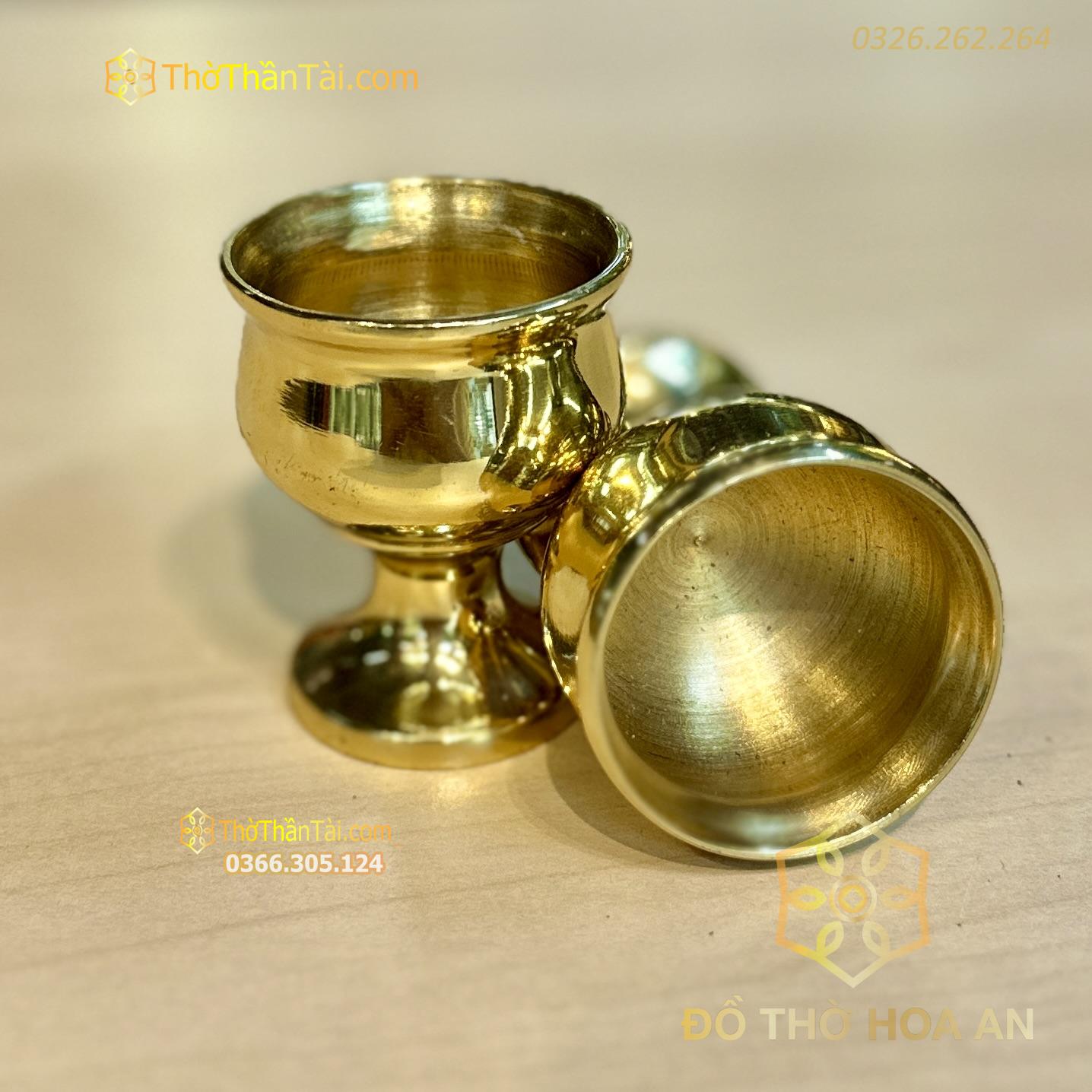 Kỷ Ngai Thờ 5 Chén Đồng Vàng