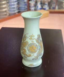 Lọ Hoa Dáng Huệ Men Vàng Ngà