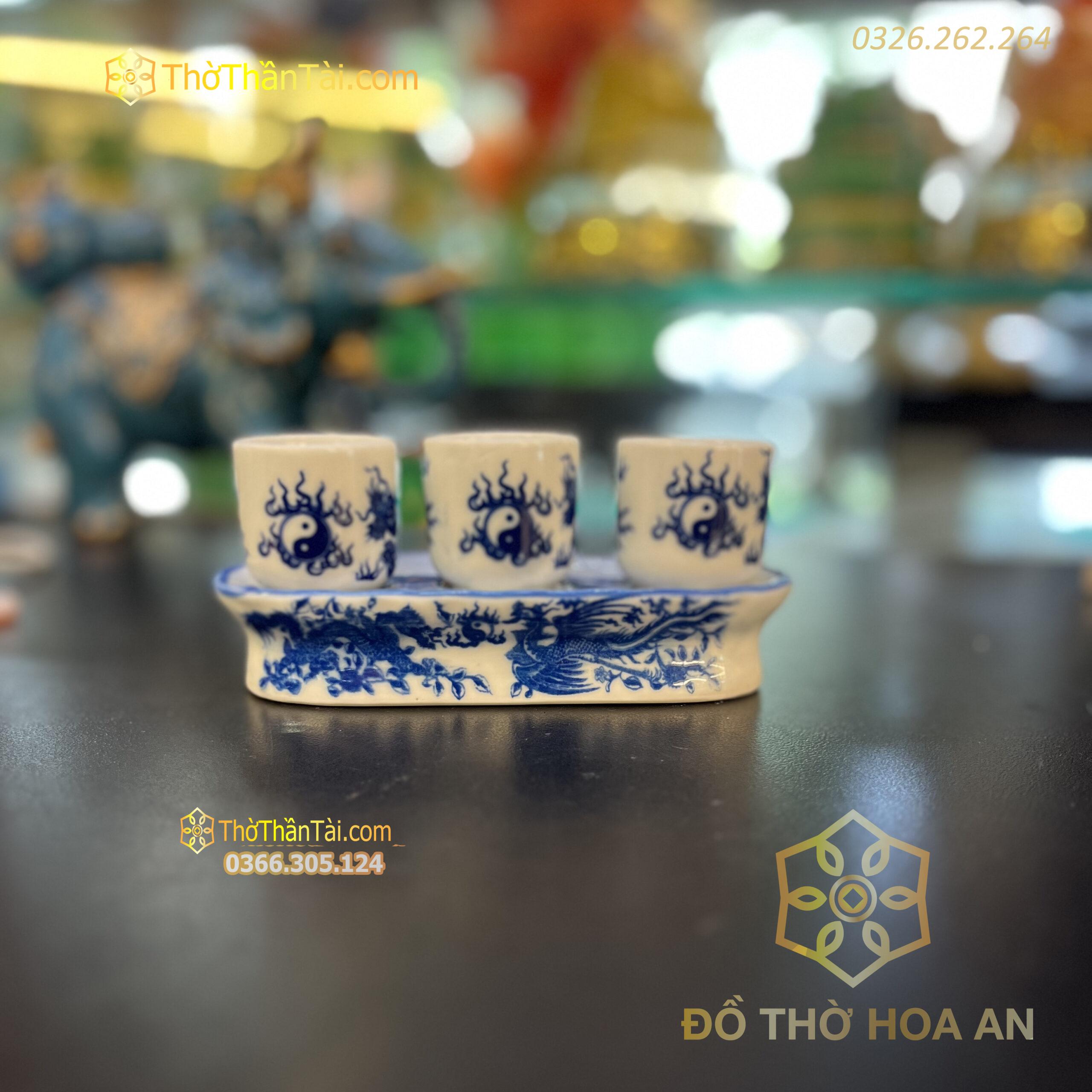 Khay/ Kỷ 3 Chén Nước Rồng Thẳng Men Lam