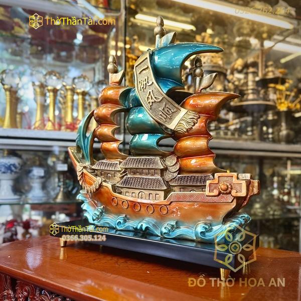 Thuyền Buồm Ngũ Sắc lớn