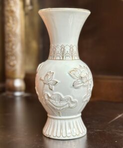 Lọ Hoa Hoa Sen Bạch Ngọc
