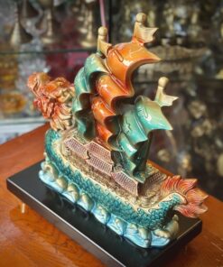Thuyền Rồng Ngũ Sắc