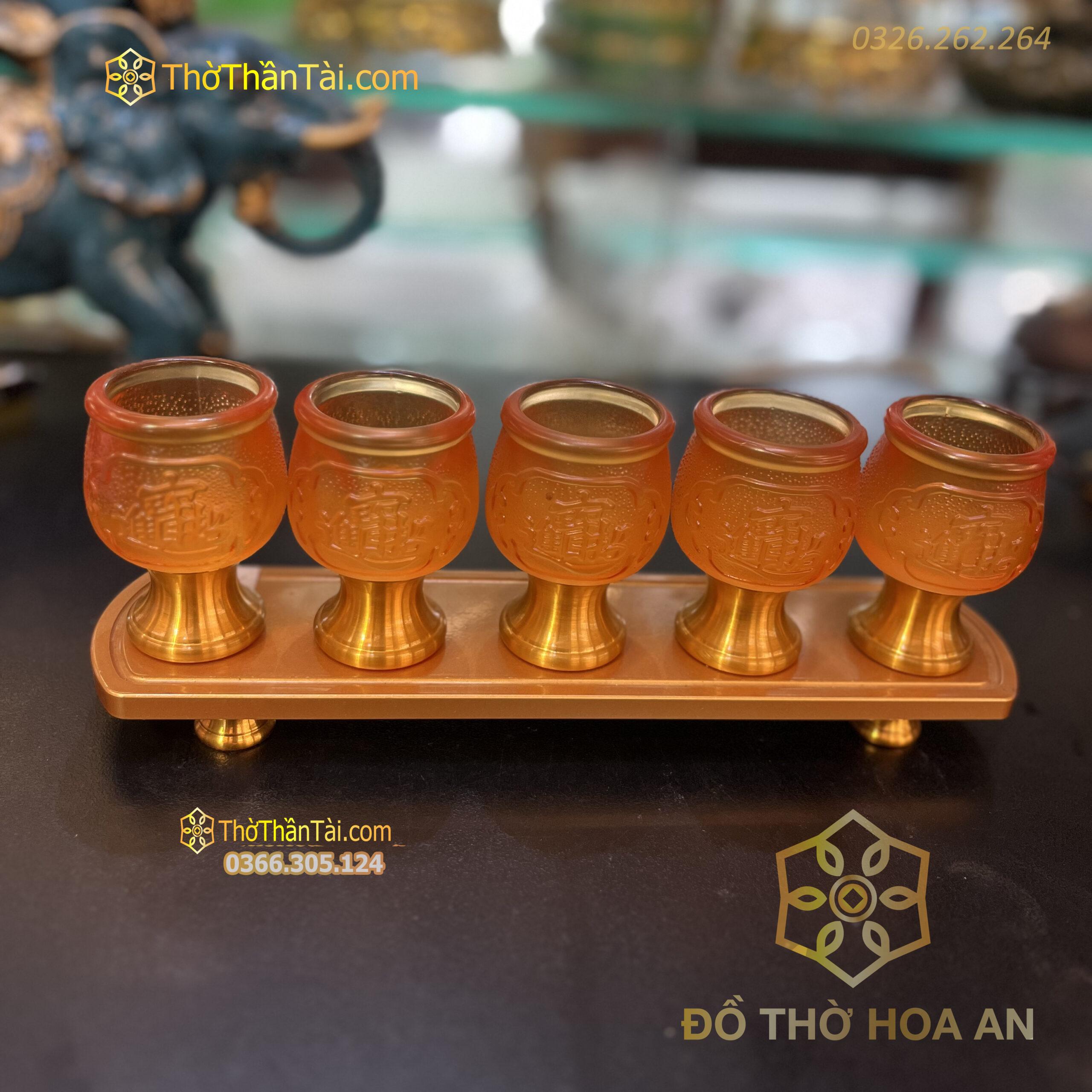 Kỷ/ Khay Nước Lưu Ly Bọc Đồng
