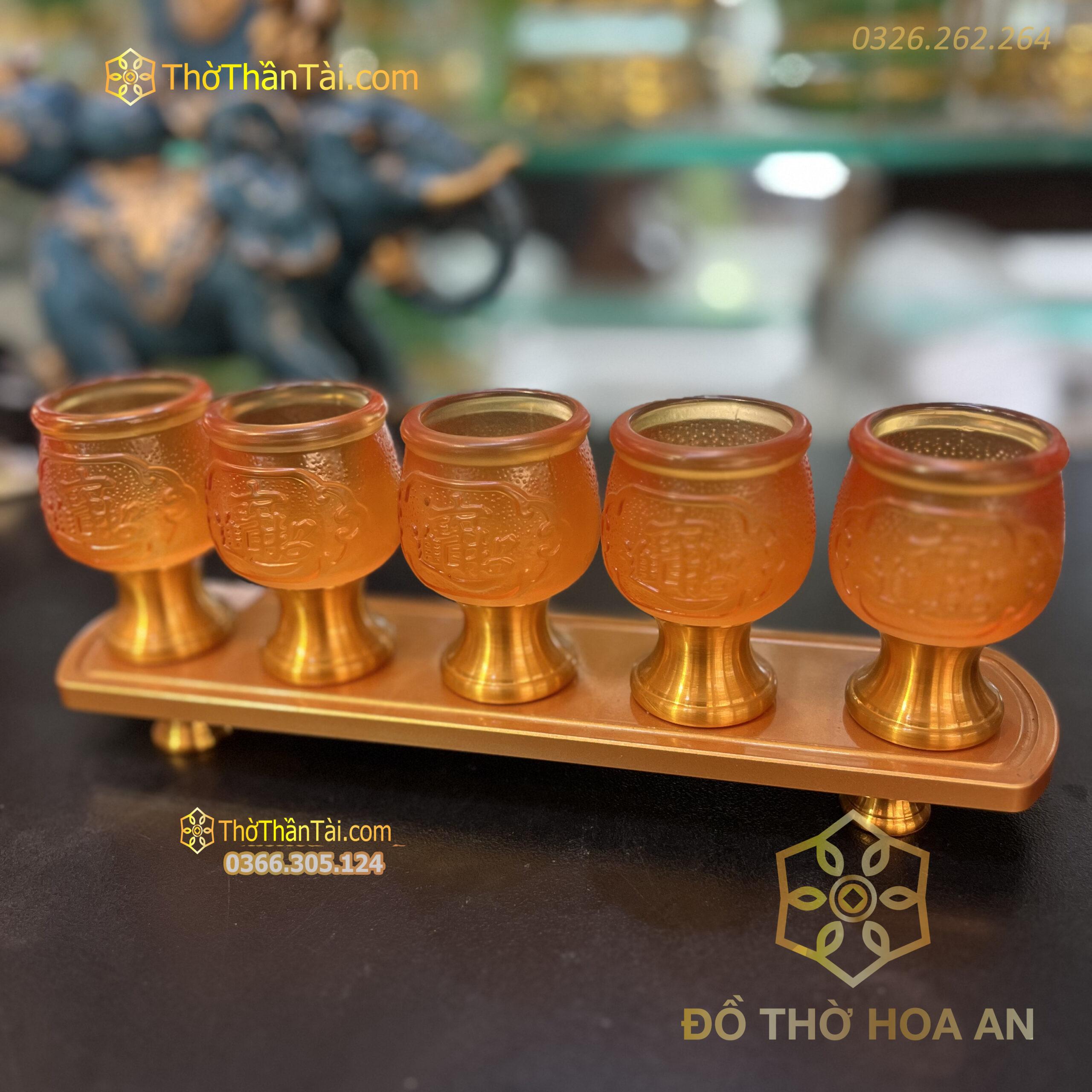 Kỷ/ Khay Nước Lưu Ly Bọc Đồng