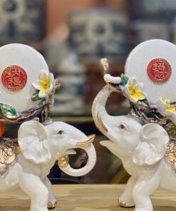Cặp Voi May Mắn Tài Lộc Màu Trắng Ngà