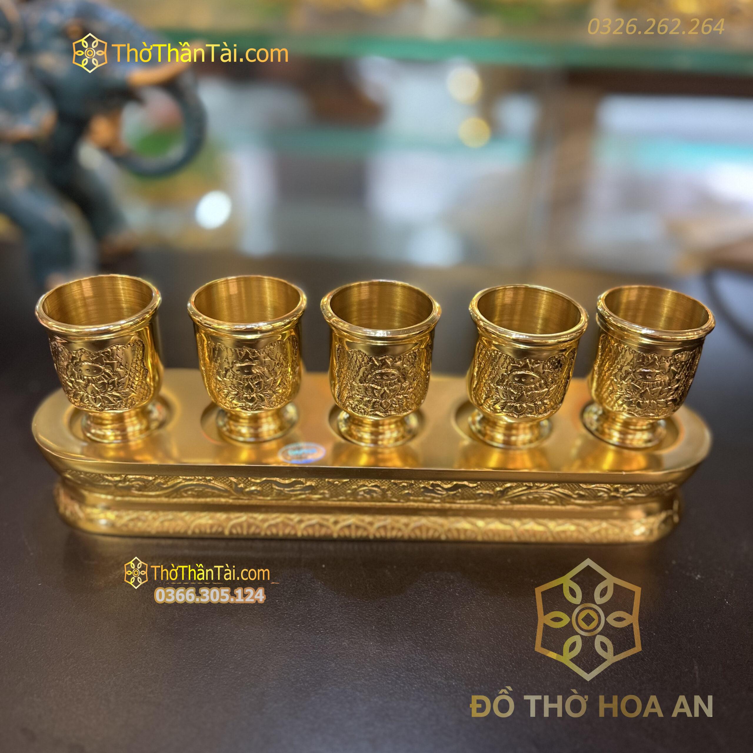 Kỷ/Khay Nước 5 Chén Đồng Vàng
