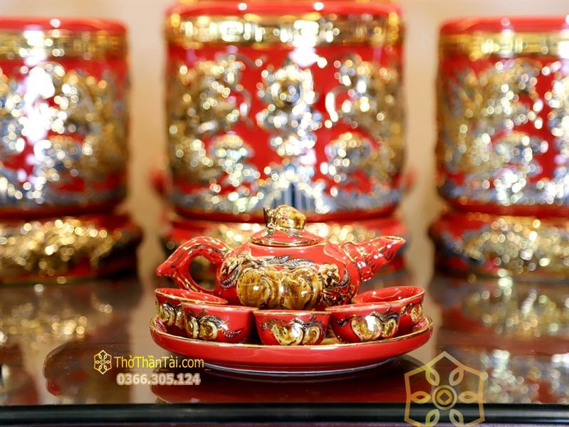 Bộ Ấm Chén Trà Thờ Men Đỏ Vẽ Vàng 24K