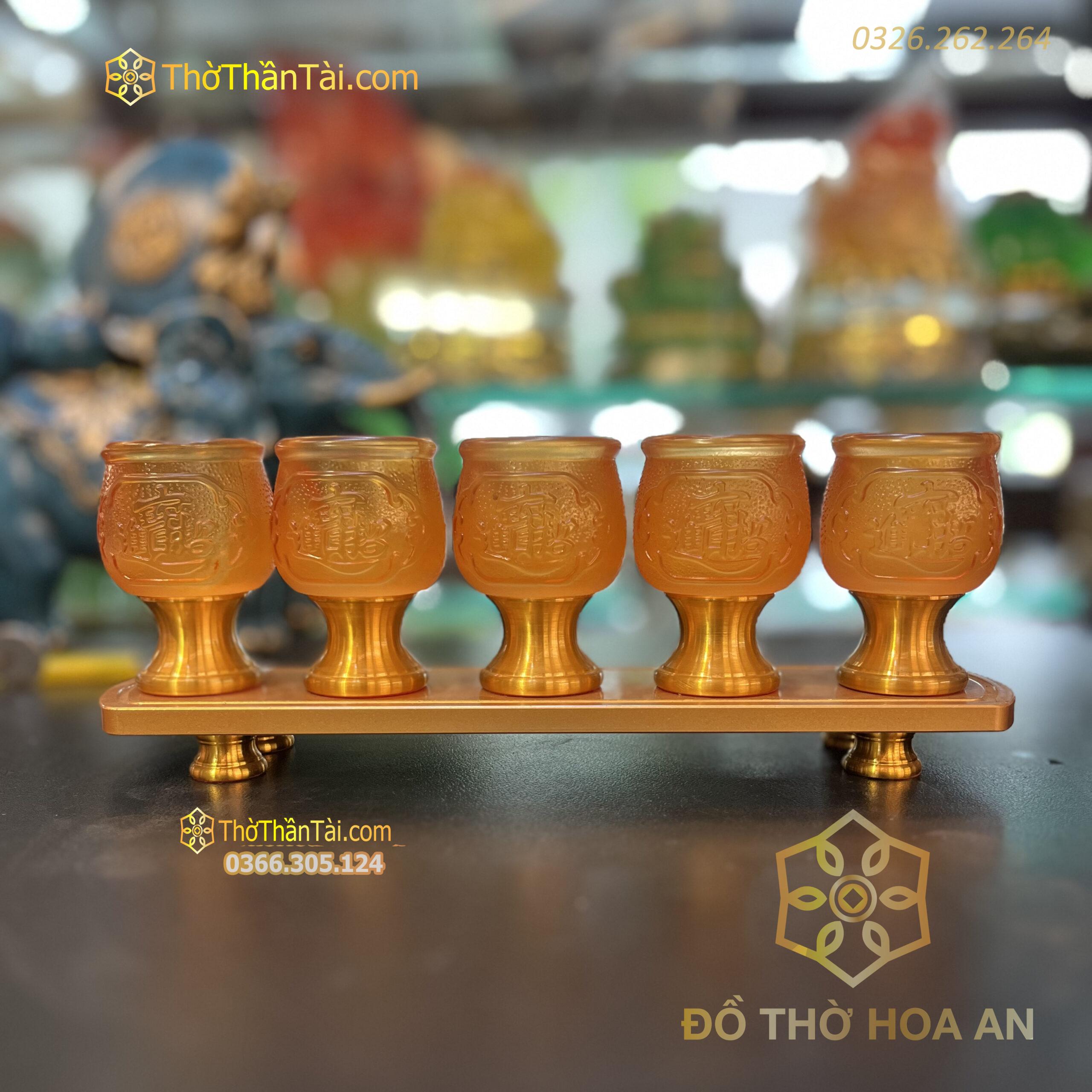 Kỷ/ Khay Nước Lưu Ly Bọc Đồng