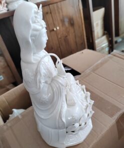 Tượng Phật Bà Quan Âm Đá Bạch Ngọc