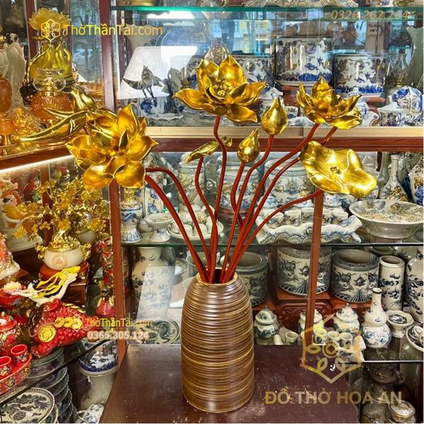 Cành Hoa Sen Gỗ Mít Sơn Son Thếp Vàng