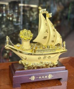 Thuyền Buồm Chiêu Tài Vàng Kim