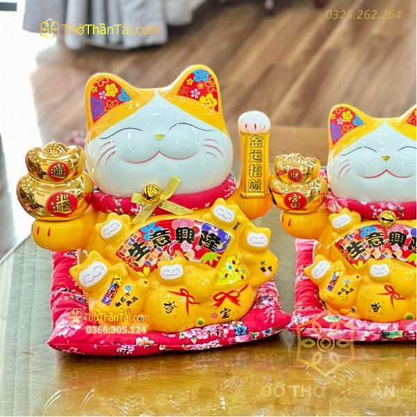 Mèo Thần Tài Vàng Bát Phương Chiêu Tài
