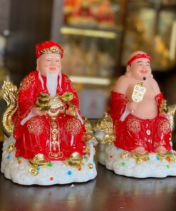 Tượng Thần Tài Thổ Địa Bột Đá Đỏ Ngồi Ngai Rồng