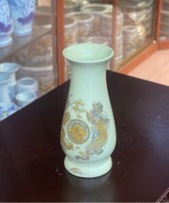 Lọ Hoa Dáng Huệ Men Vàng Ngà