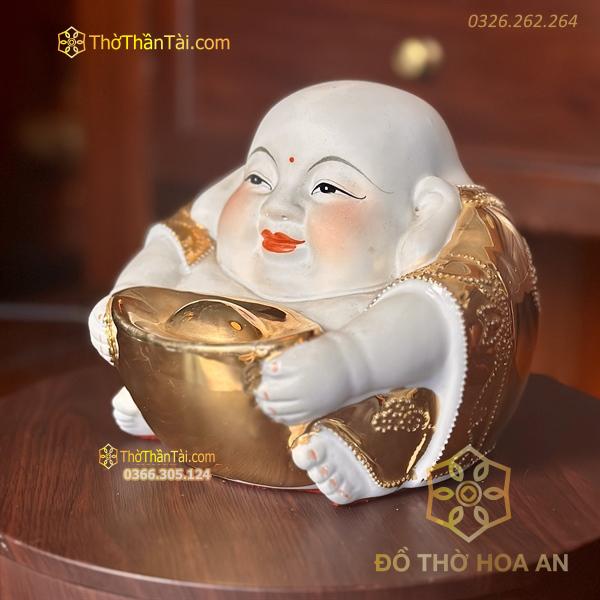 Tượng Di Lặc Sứ Ôm Thỏi Vàng