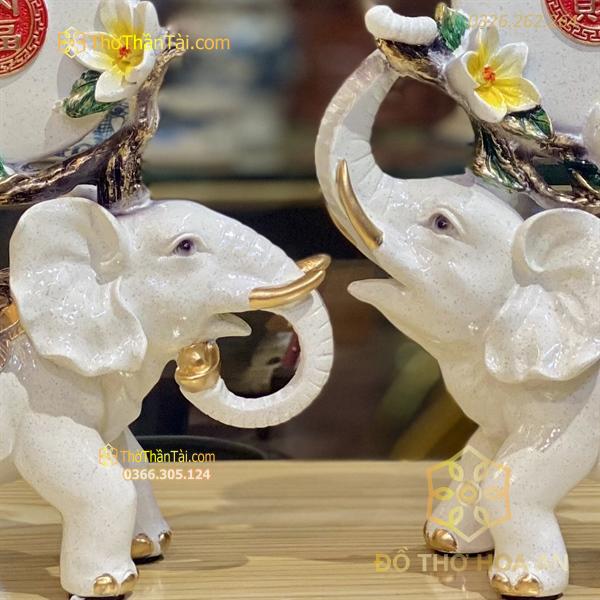 Cặp Voi May Mắn Tài Lộc Màu Trắng Ngà