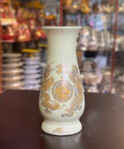 Lọ Hoa Dáng Huệ Men Vàng Ngà