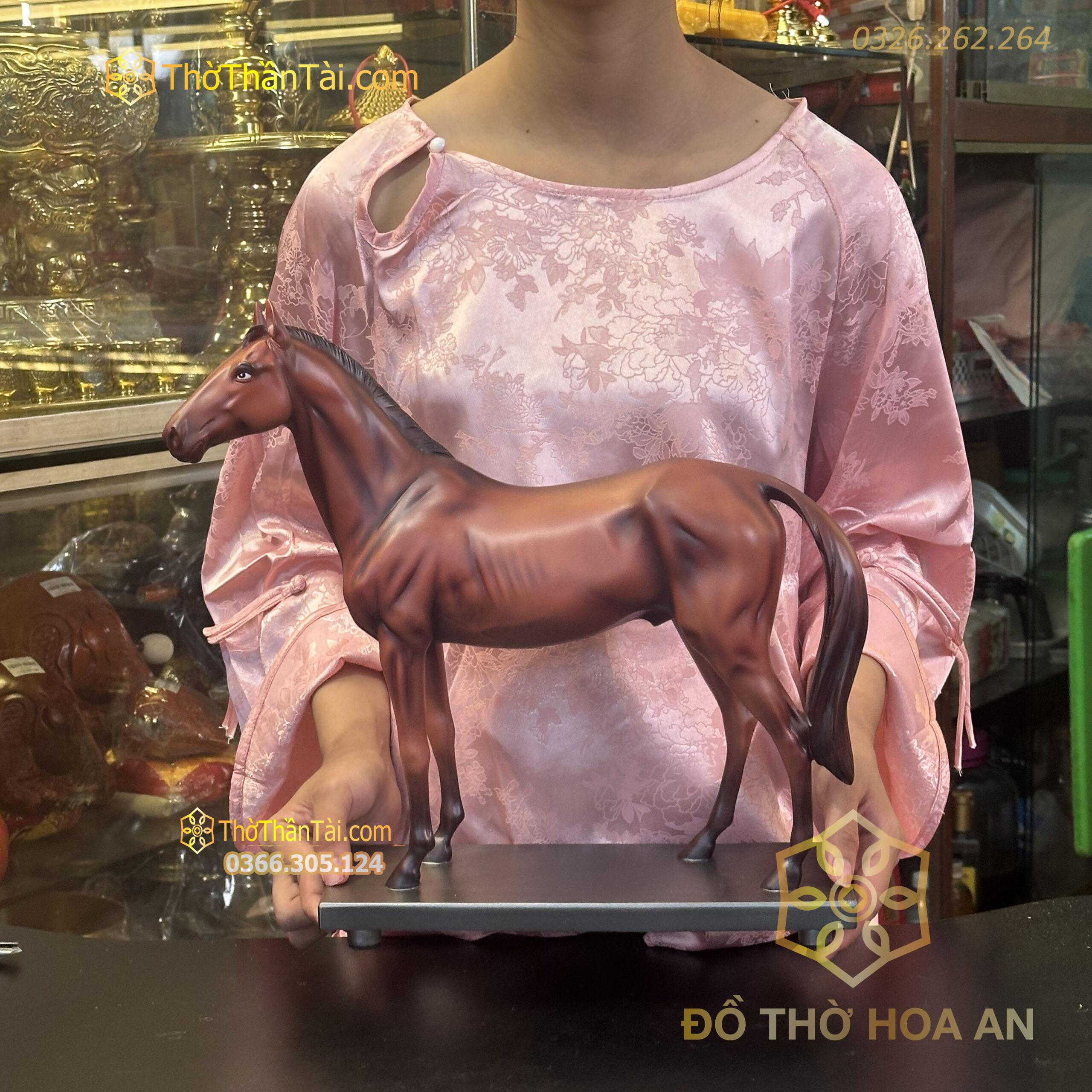 Tượng Xích Thố Bảo Mã Hiện Đại