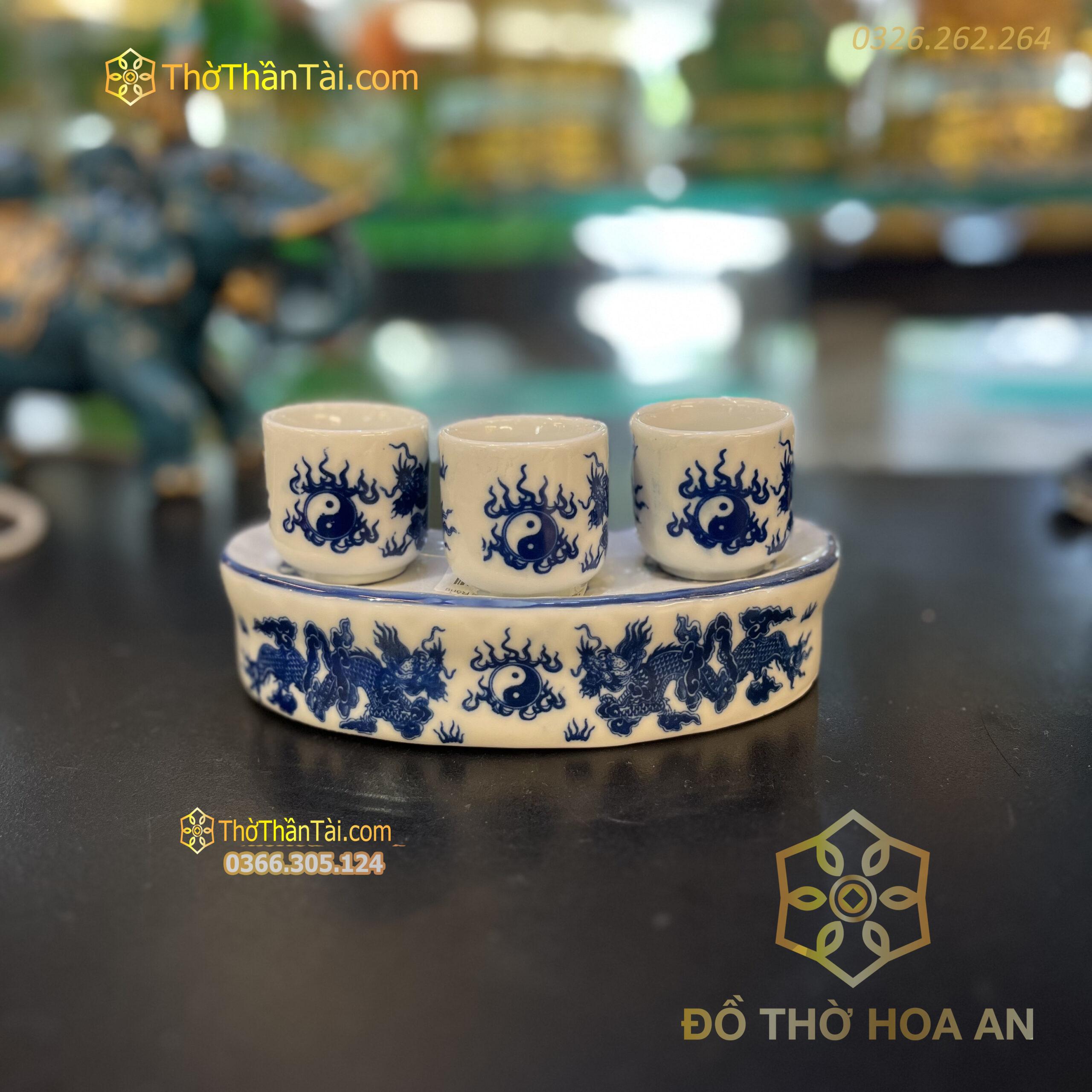 Khay/ Kỷ 3 Chén Nước Rồng Cong Men Lam