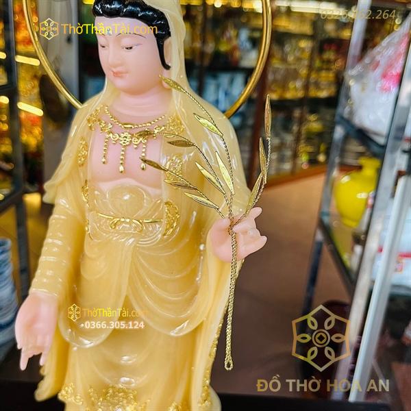 Tượng Phật Bà Quan Thế Âm Bột Đá Vàng Đứng Trên Đài Sen