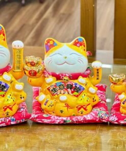 Mèo Thần Tài Vàng Bát Phương Chiêu Tài
