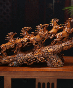 Tượng Bát Mã Truy Phong Bột Đá Phủ Gỗ