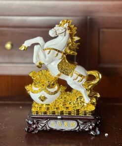 Ngựa Trắng Chiêu Tài Rước Lộc