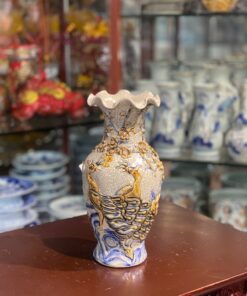 Lọ Lượn Men Rạn Đắp Nổi Công Đào