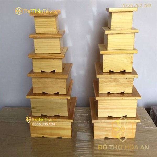 Đế Vuông/ Đôn Gỗ Thông Màu Vàng