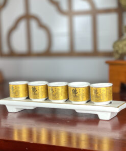 Khay/ Kỷ 5 Chén Sứ Bát Nhã Tâm Kinh Vàng