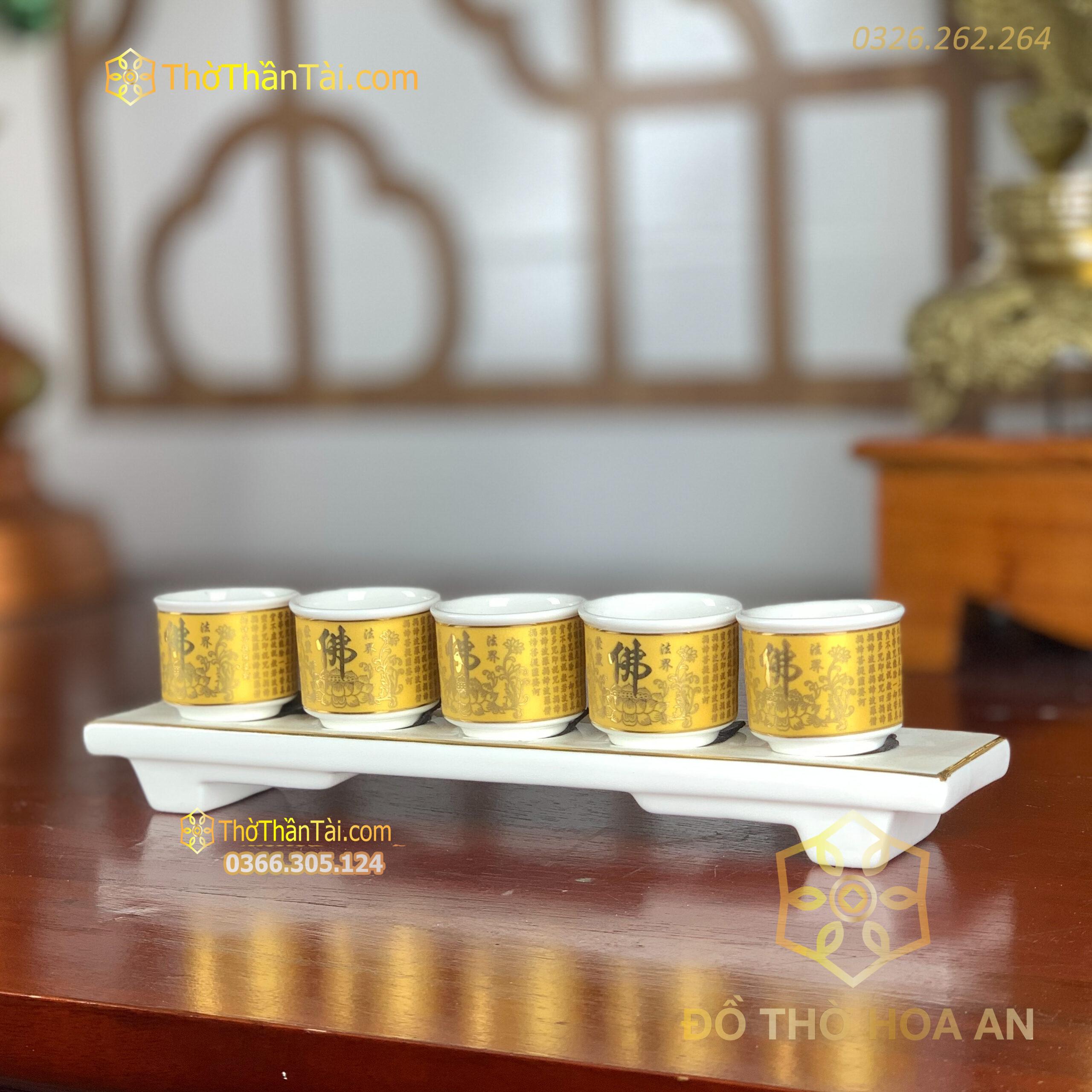 Khay/ Kỷ 5 Chén Sứ Bát Nhã Tâm Kinh Vàng