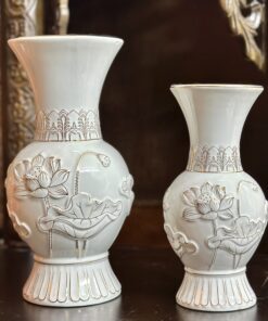 Lọ Hoa Hoa Sen Bạch Ngọc