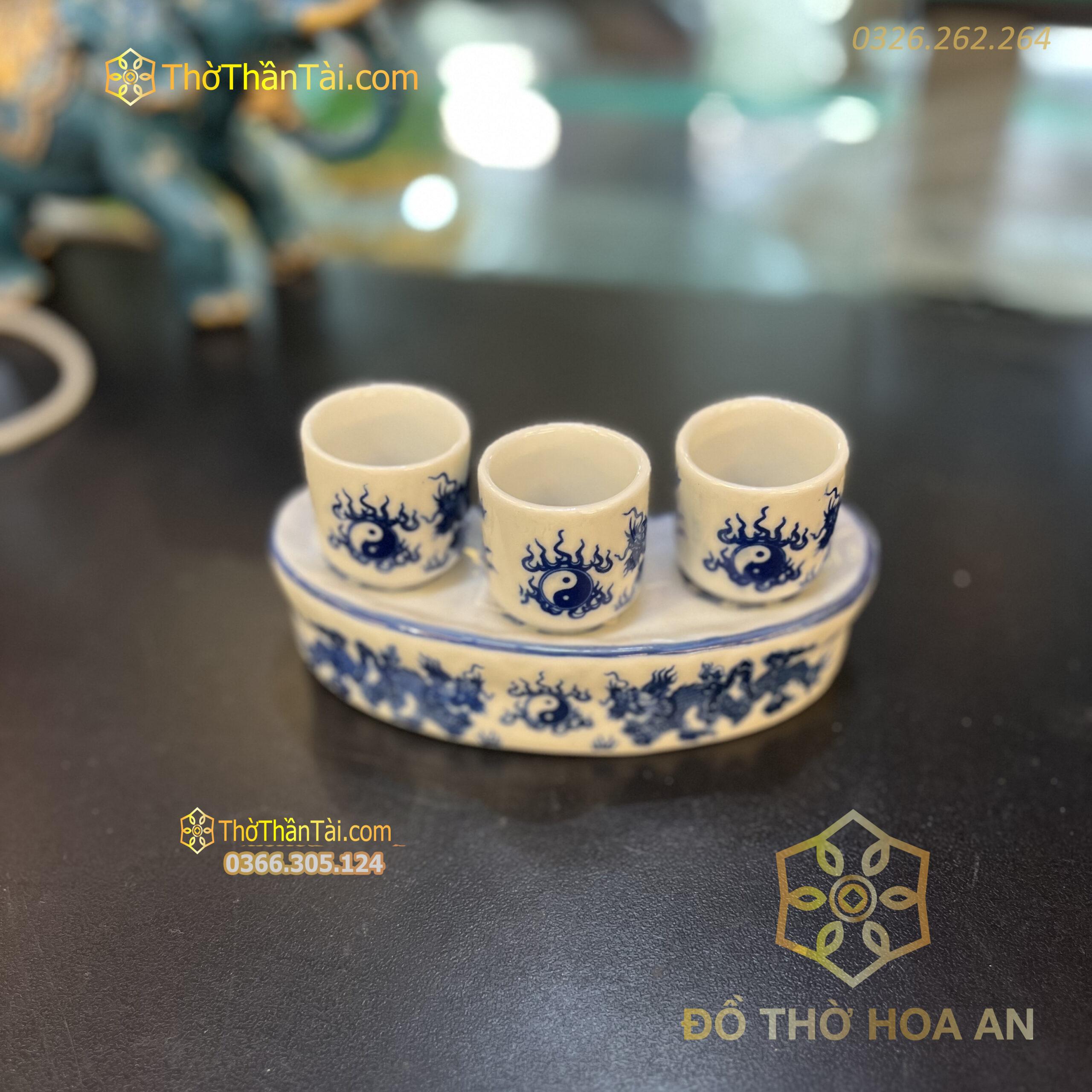Khay/ Kỷ 3 Chén Nước Rồng Cong Men Lam