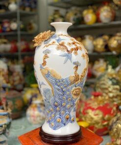 Mai Bình Công Đào Đuôi Thả Men Màu Đắp Nổi