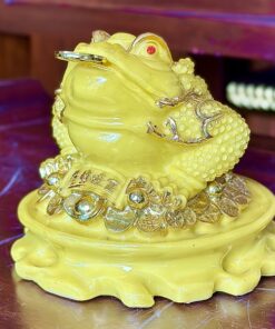 Cóc Thiềm Thừ Phong Thủy Đế Tròn Bột Đá Vàng