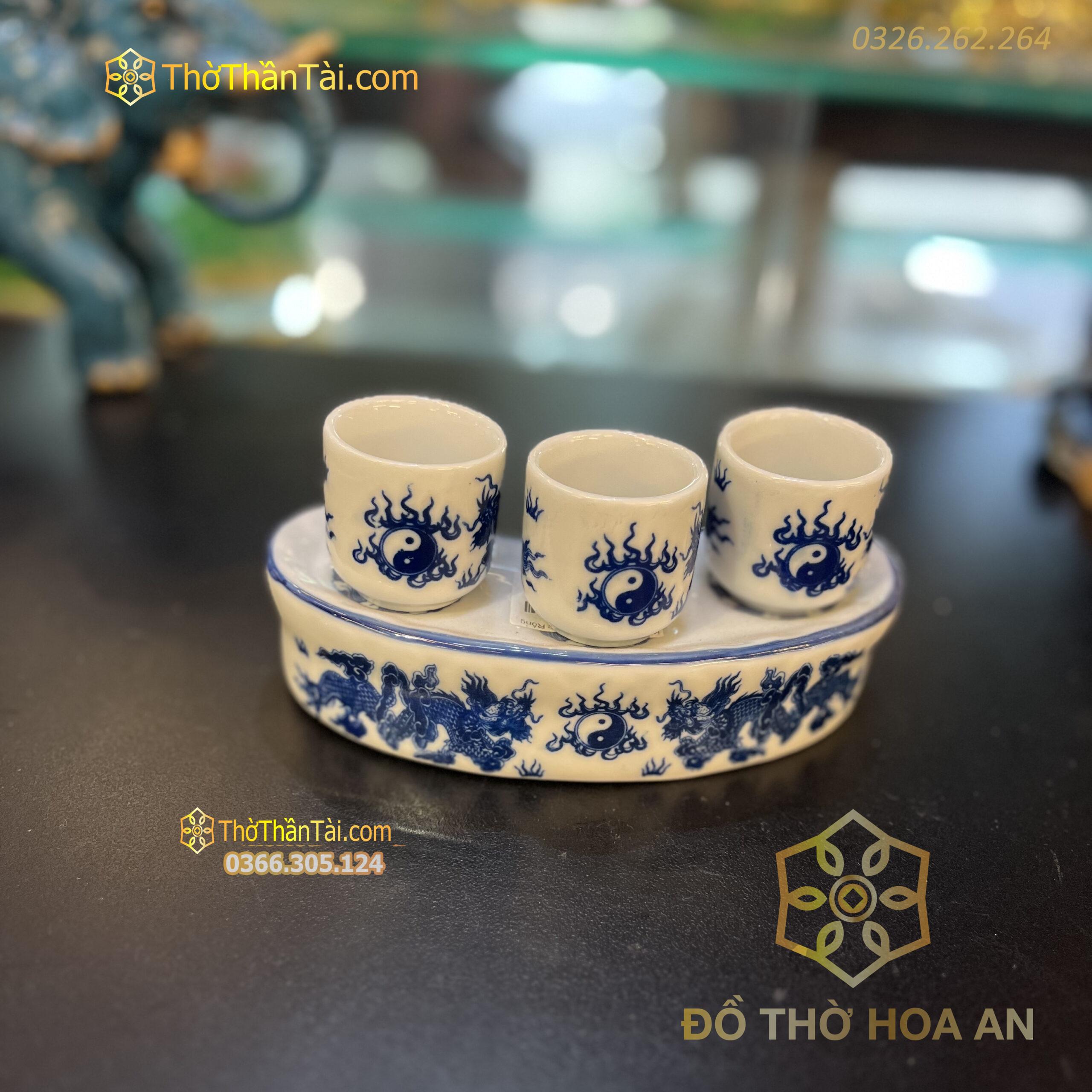 Khay/ Kỷ 3 Chén Nước Rồng Cong Men Lam