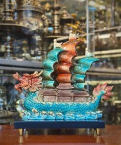 Thuyền Rồng Ngũ Sắc