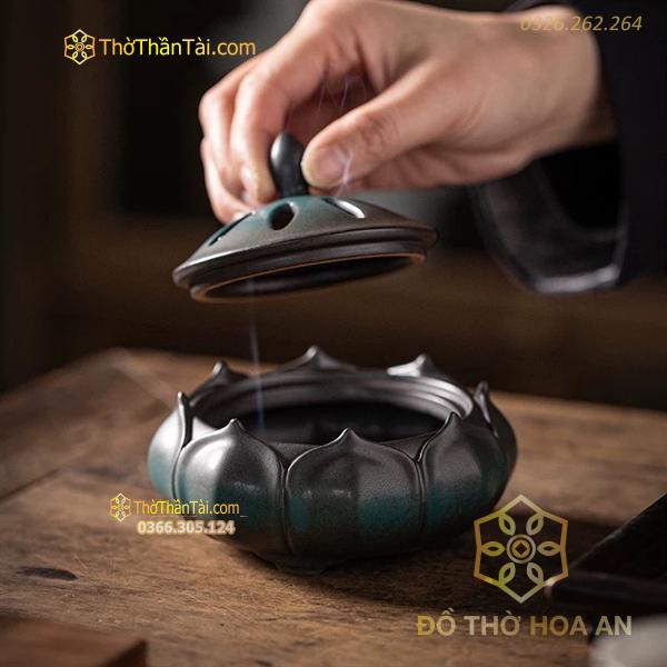 Lư Đốt Trầm Hoa Sen Sứ