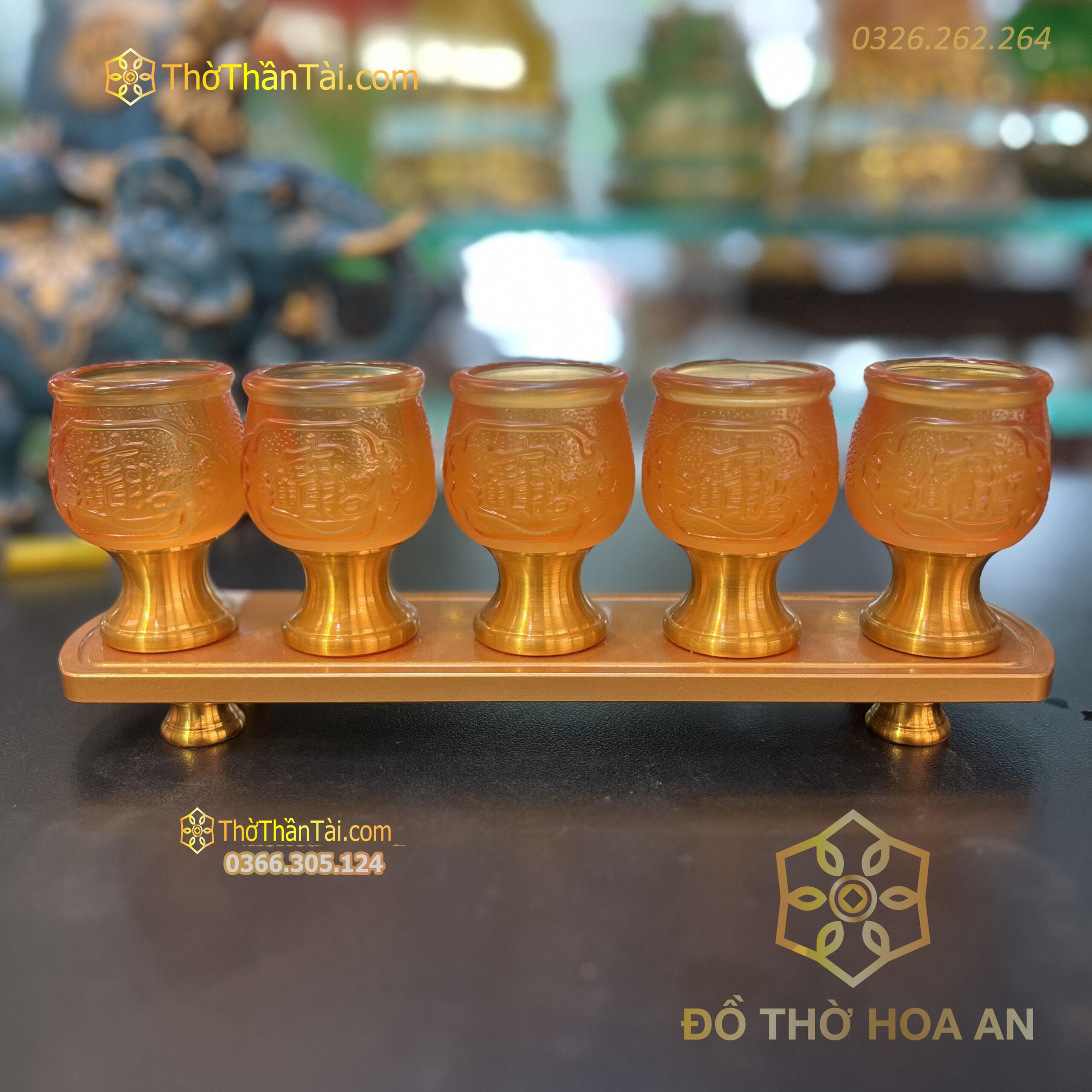 Kỷ/ Khay Nước Lưu Ly Bọc Đồng