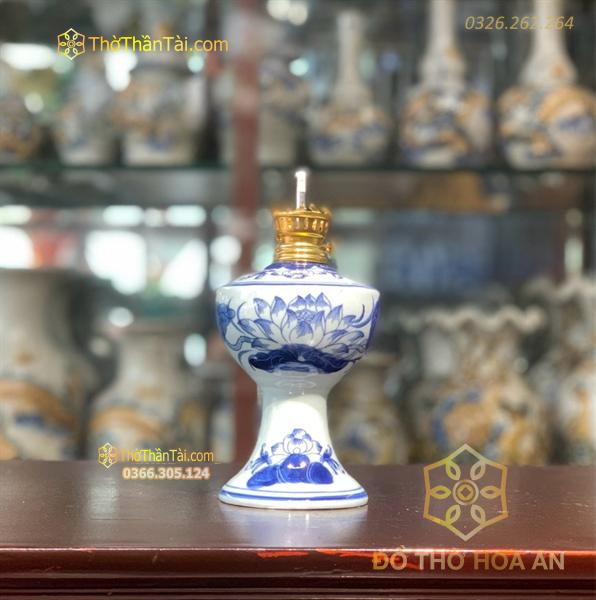 Đèn Dầu Hoa Sen Men Ngọc