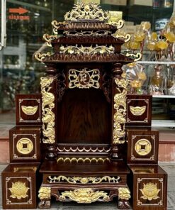 Combo Ban Thờ Thần Tài 3 Mái Gỗ Xoan Cột Rồng Dát Vàng Màu Óc Chó Và Bục Tam Cấp Bàn Thờ Thần Tài Xoan Vân Đục Dát Vàng