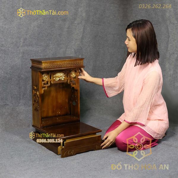 Bàn Thờ Thần Tài Hiện Đại Gỗ Sồi Triện Sen Dát Vàng Màu Nâu