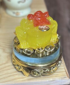 Bộ Ban Thờ Thần Tài Gỗ Xoan Chân Quỳ Mái Bằng Màu Vàng Sứ Vàng Ngà