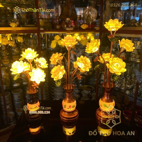 Đèn Thờ Hoa Sen 5 Bông Lưu Ly Thân Ngọc