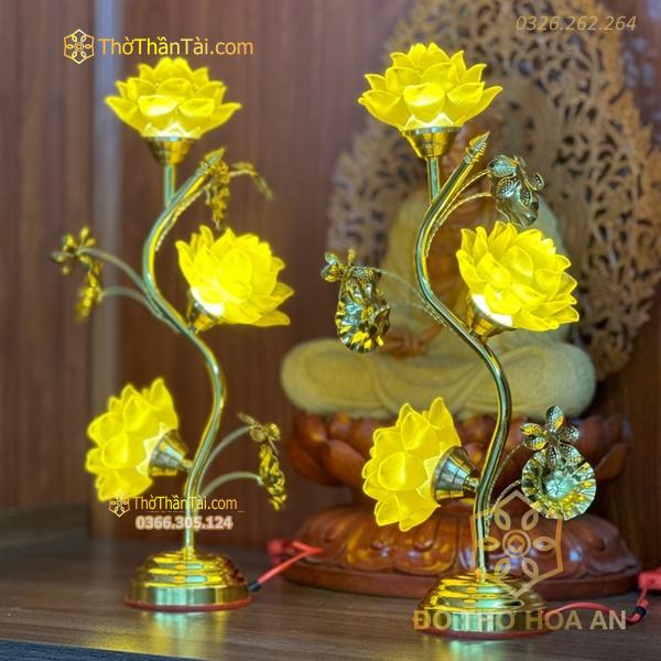 Đèn Thờ Hoa Sen 3 Bông Lưu Ly Thân Cong