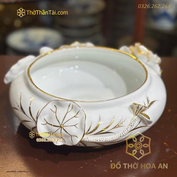 Bát Thả Hoa/ Bát Minh Đường Tụ Thuỷ Liên Hoa Men Trắng Vẽ Vàng Màu Trắng