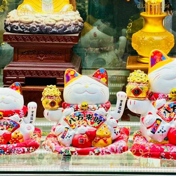 Mèo Thần Tài Bát Phương Chiêu Tài