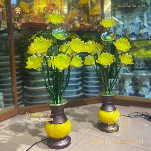 Đèn Thờ Hoa Sen 13 Bông Lưu Ly Thân Đá Ngọc Hoàng Long