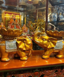 Tượng Voi Dâng Đĩa Quả Màu Vàng