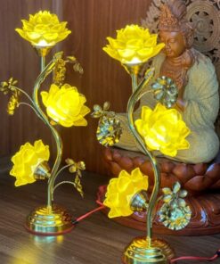 Đèn Thờ Hoa Sen 3 Bông Lưu Ly Thân Cong